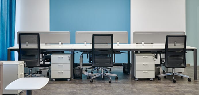 Moderne Büromöbel – auch der Bürotisch von heute ist patent